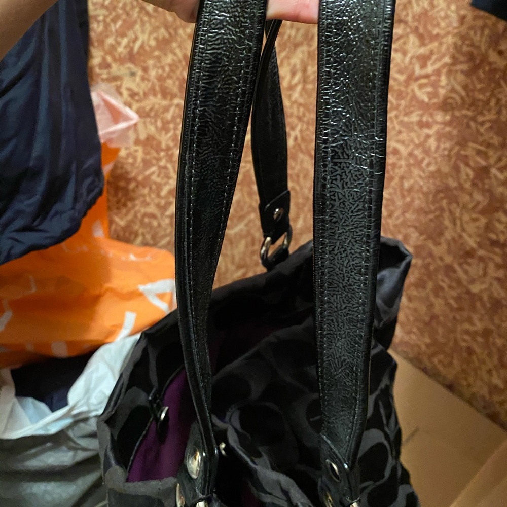 Coach Poppy Signature Black Tote Handbag - Picture 11 of 12